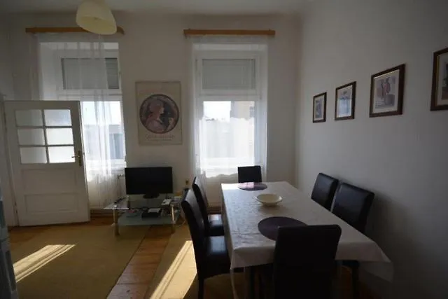 Vienna Holiday Apartments