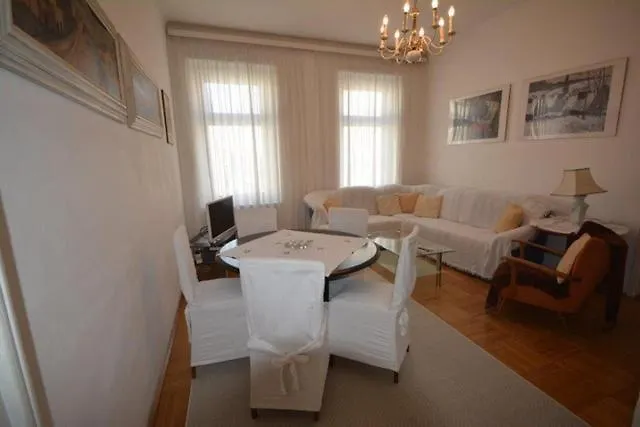 Vienna Holiday Apartments