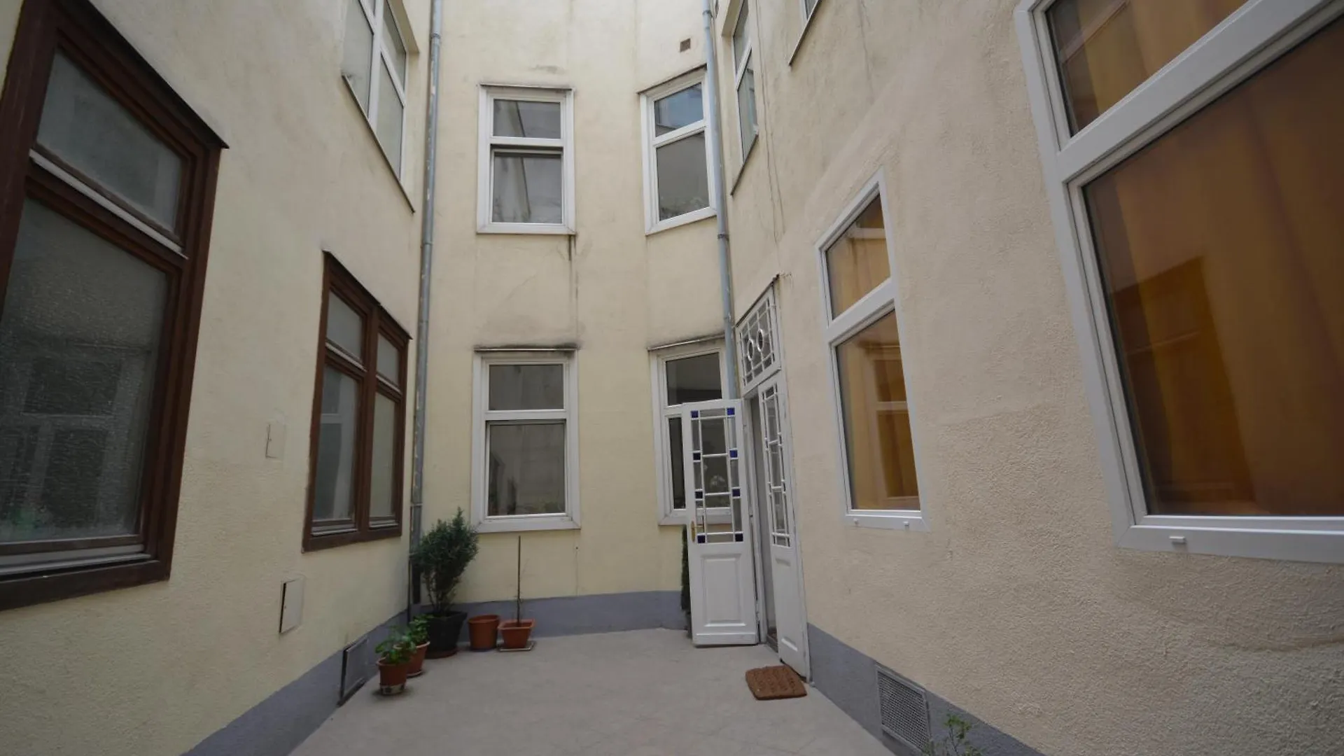 Vienna Holiday Apartments