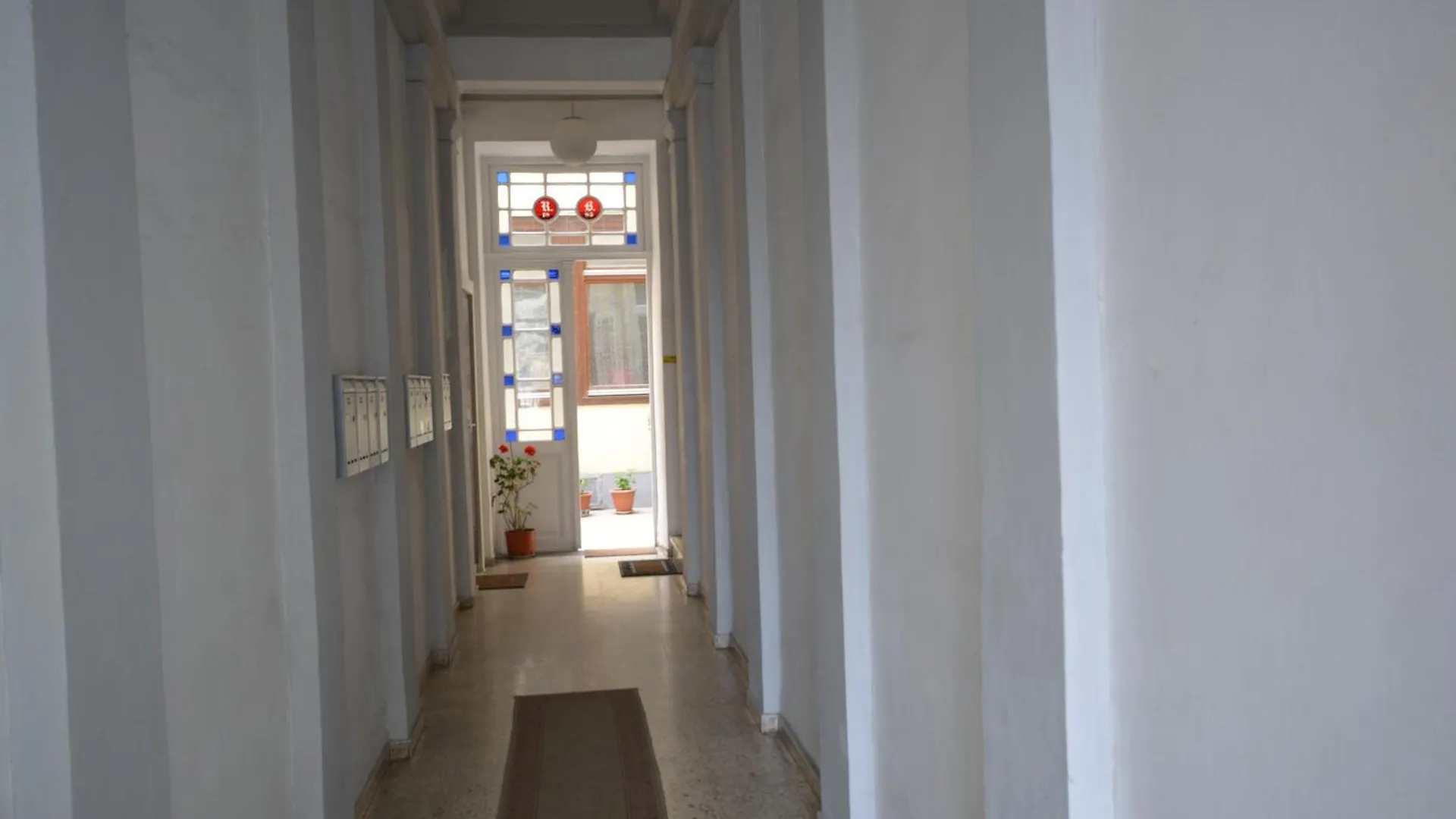 Vienna Holiday Apartments 0*,